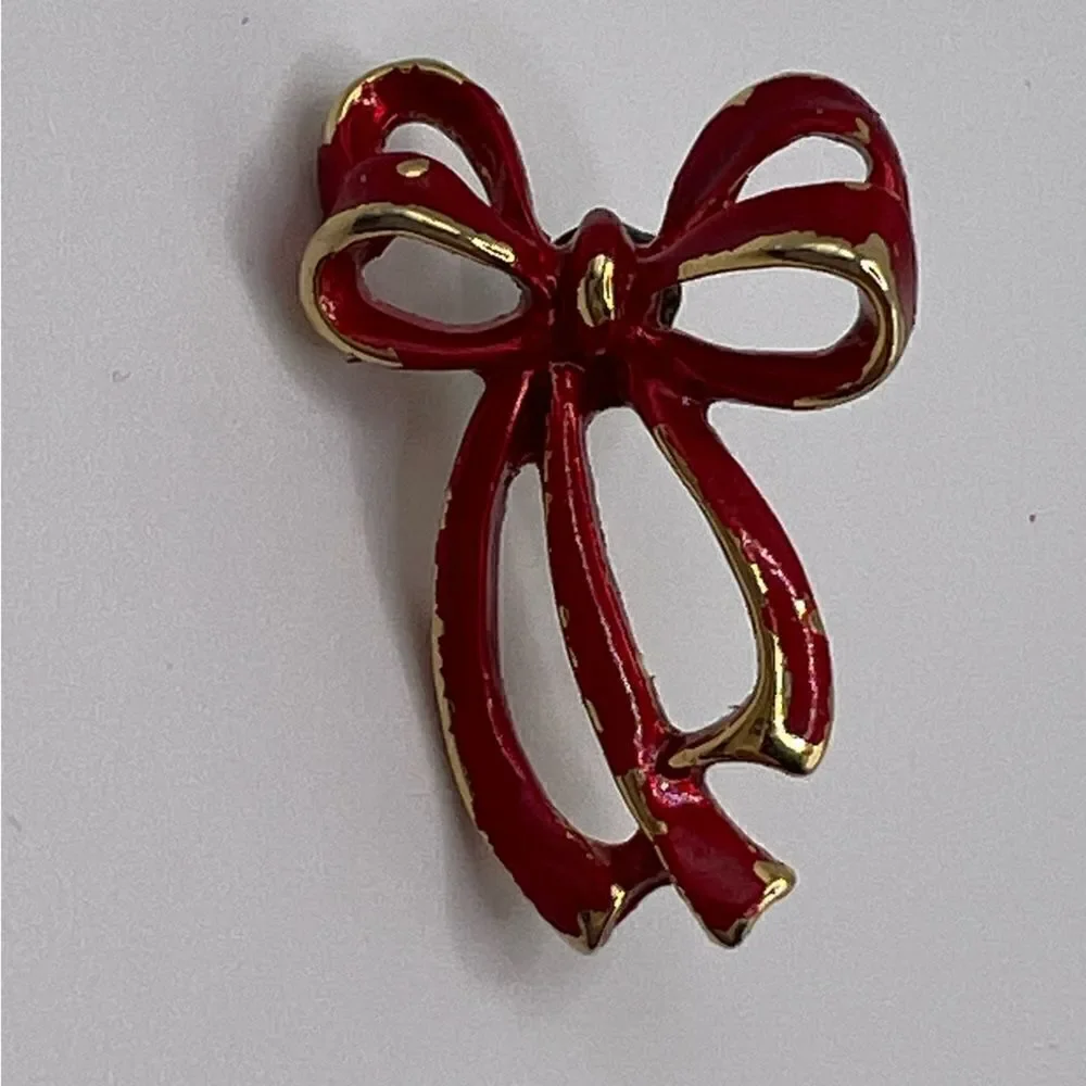 *3/$20* Gold tone and red bow earrings